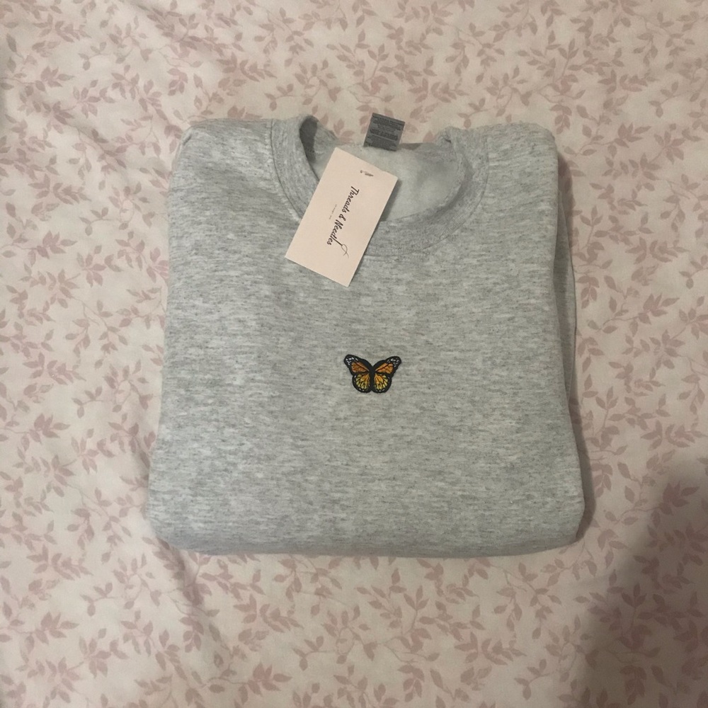 Butterly Crewneck